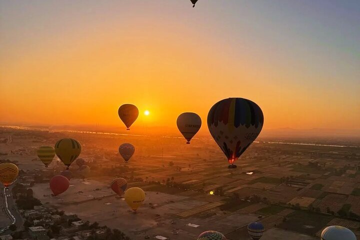 Private Luxor Day Trip from Hurghada with Hot Air Balloon